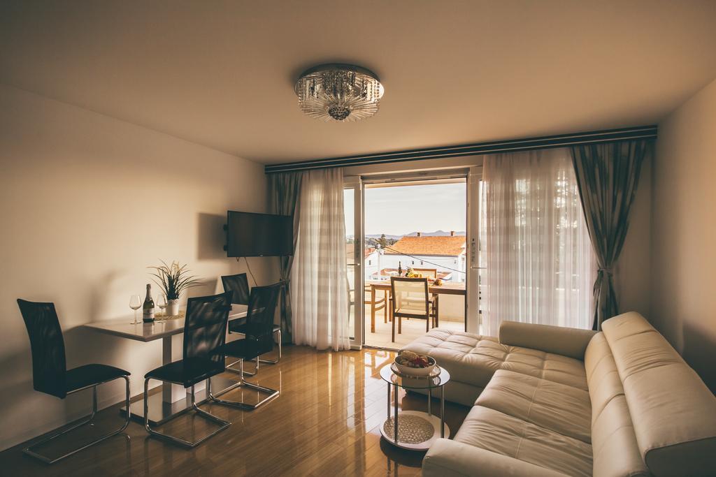 Opera Apartments Zadar Exterior photo